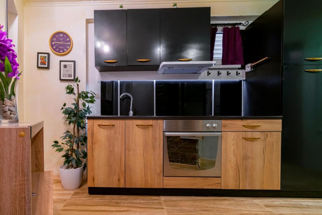 Apartments Villa Tomas Brela Ngoại thất bức ảnh