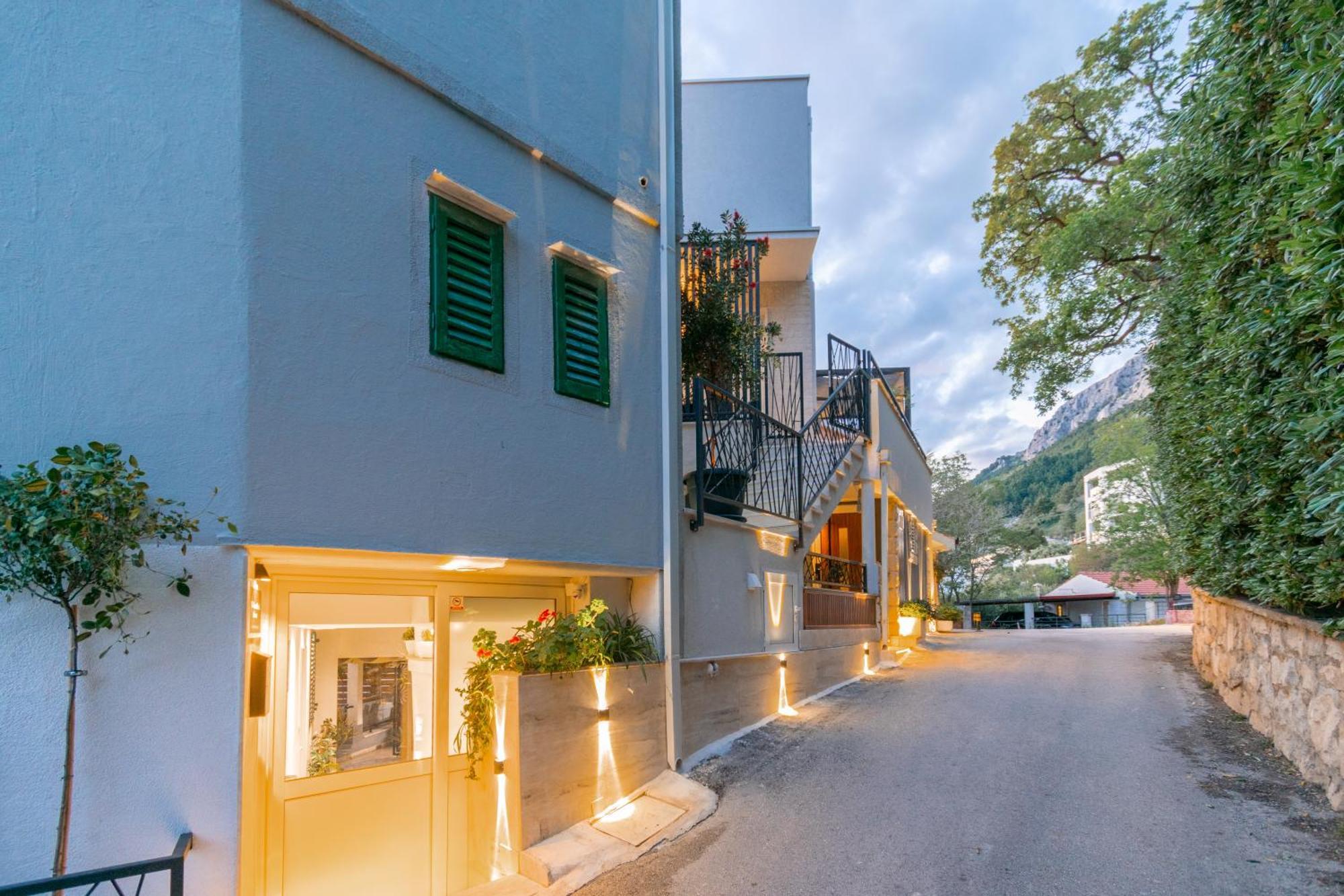 Apartments Villa Tomas Brela Ngoại thất bức ảnh