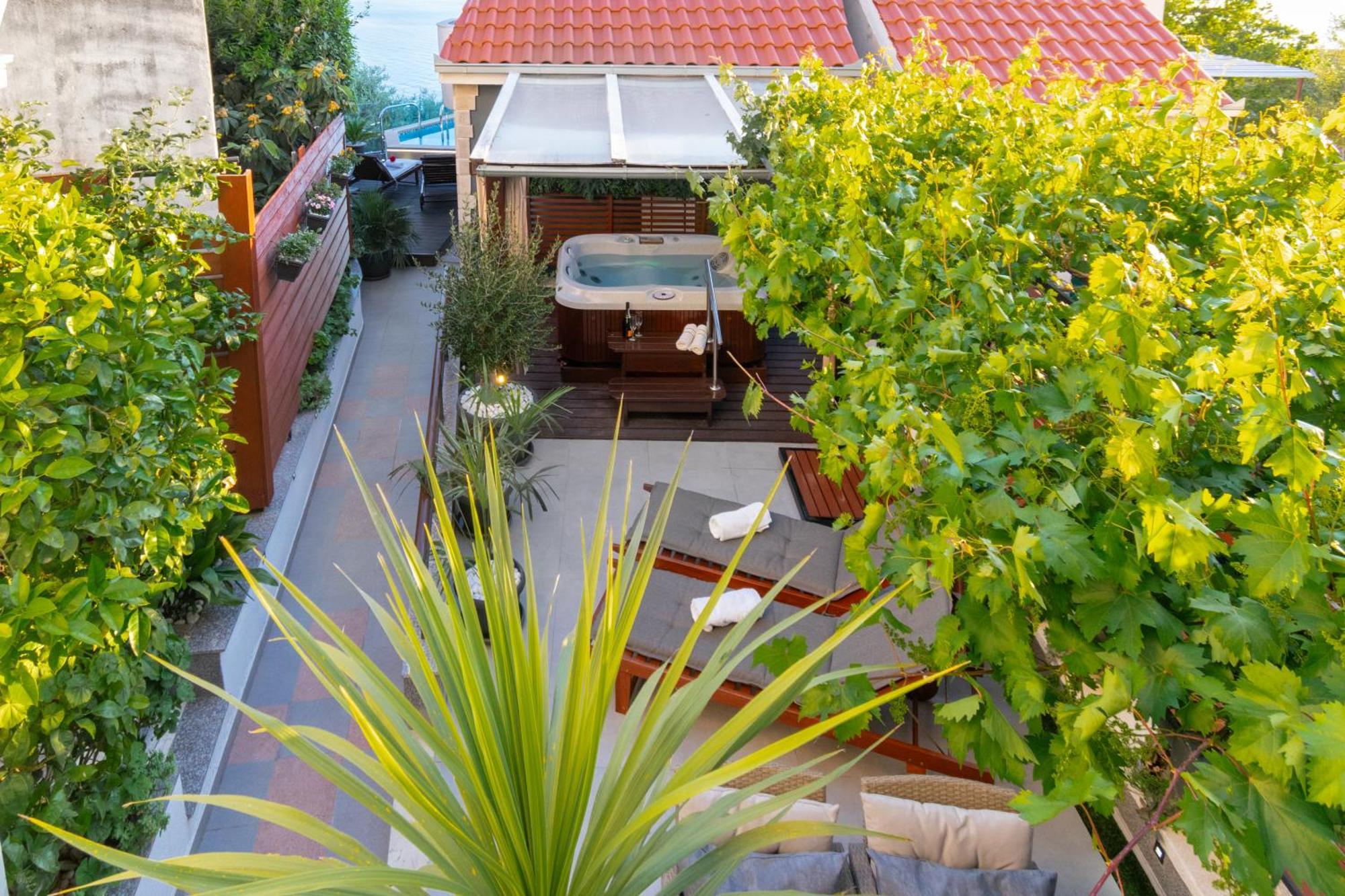 Apartments Villa Tomas Brela Ngoại thất bức ảnh